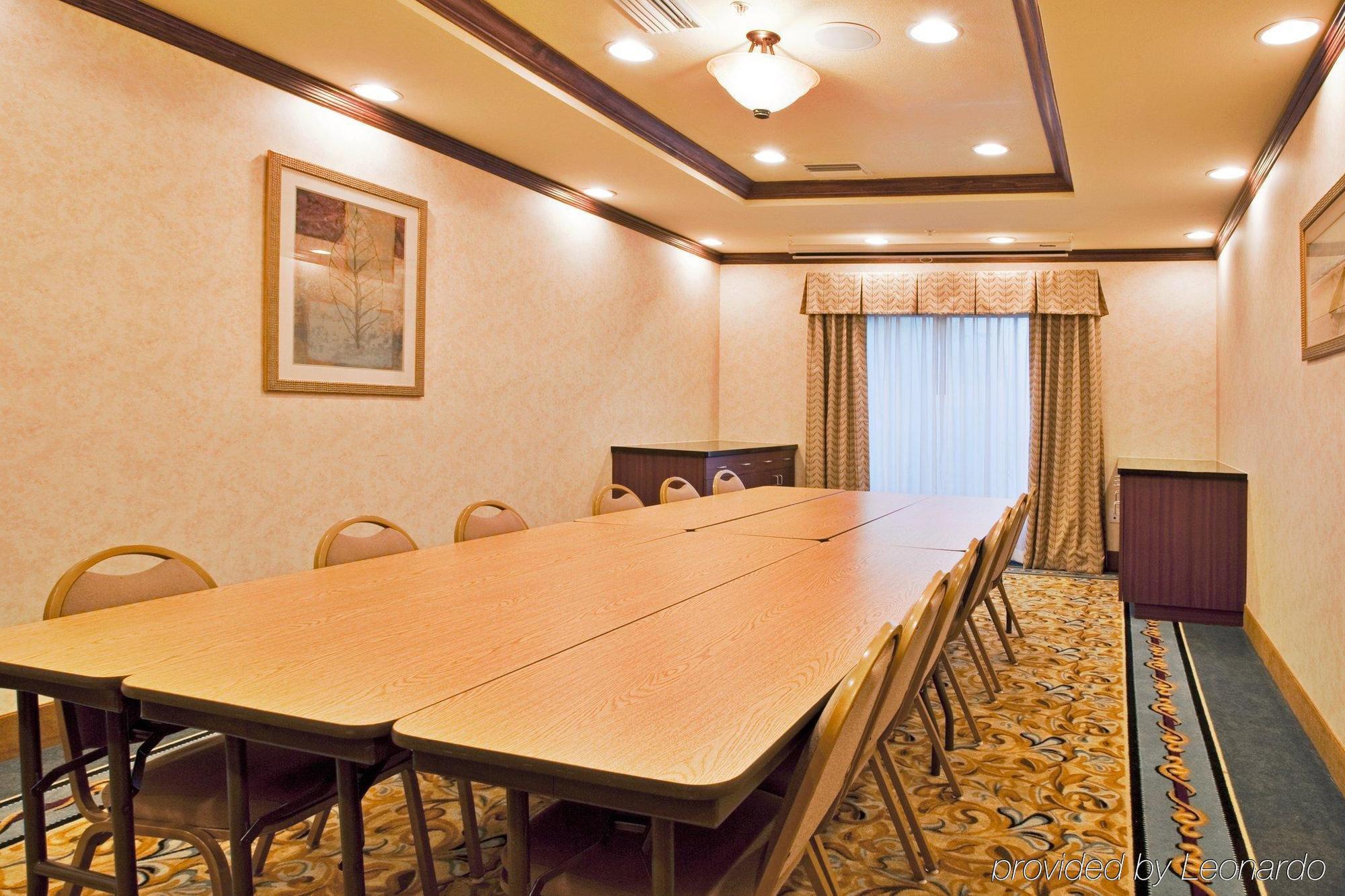 Holiday Inn Express Hotel & Suites Bartow By Ihg Facilități foto