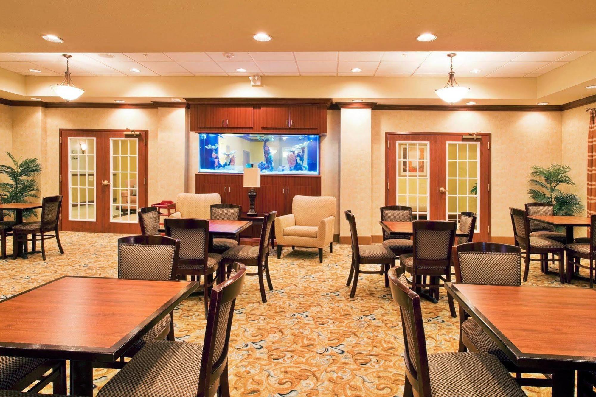Holiday Inn Express Hotel & Suites Bartow By Ihg Exterior foto